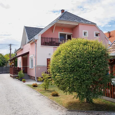 Gyula By Interhome דירה