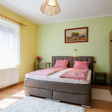 شقة Gyula By Interhome Balatonszárszó