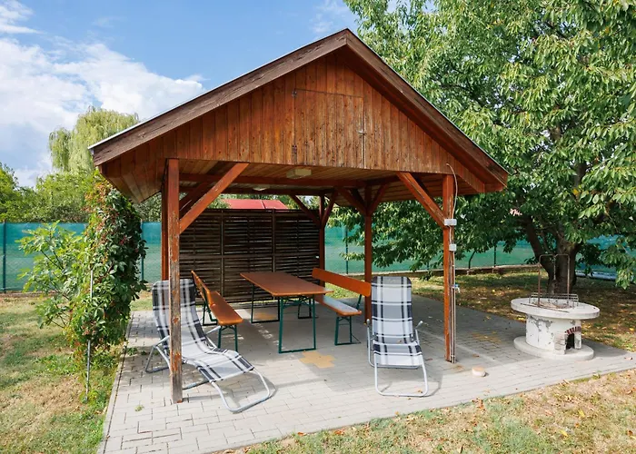 Gyula By Interhome דירה *