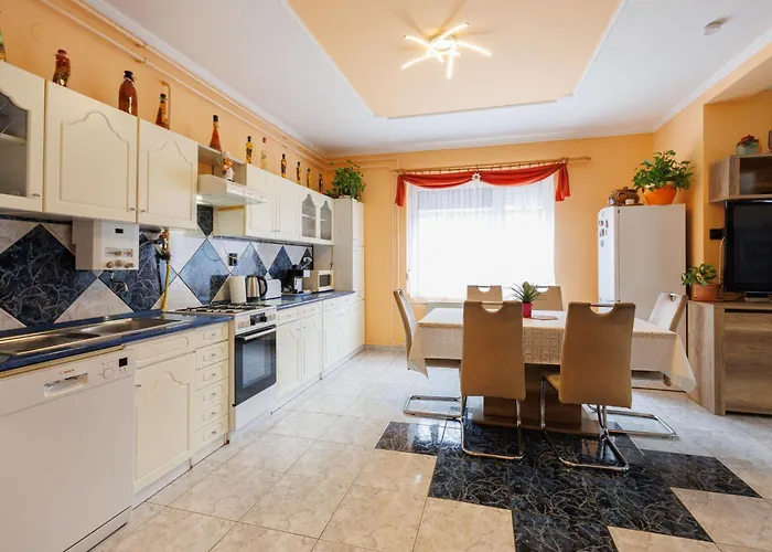 דירה Gyula By Interhome *