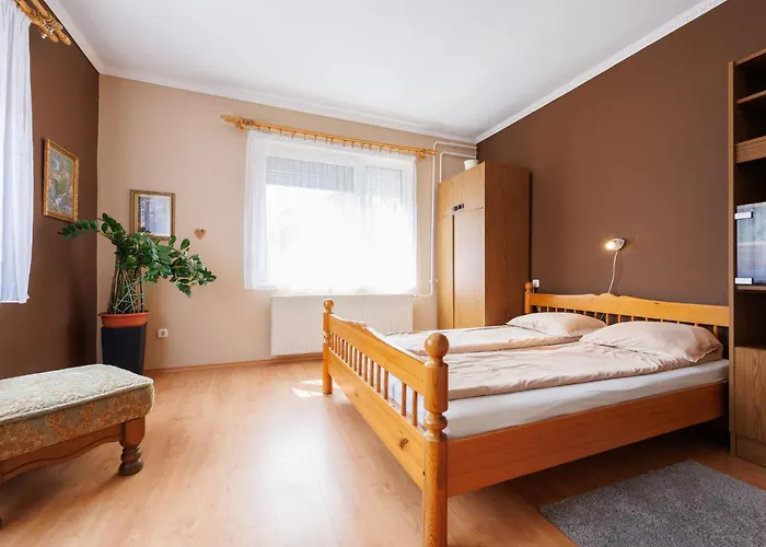 דירה Gyula By Interhome *