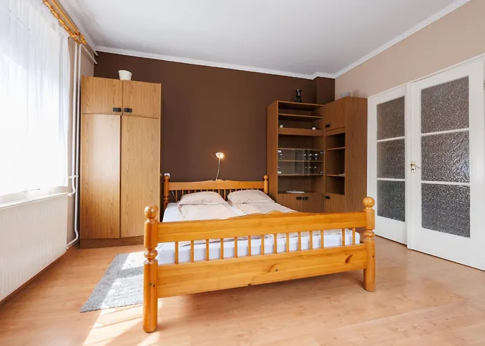 דירה Gyula By Interhome *